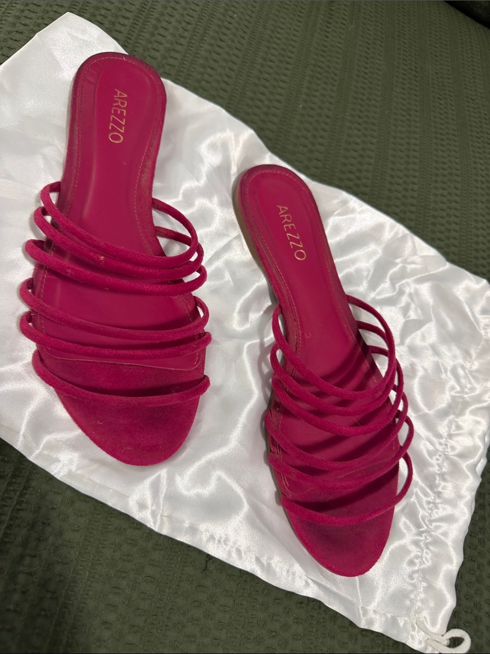 AREZZO Women's Fuchsia Multi-Strap Slide Mules